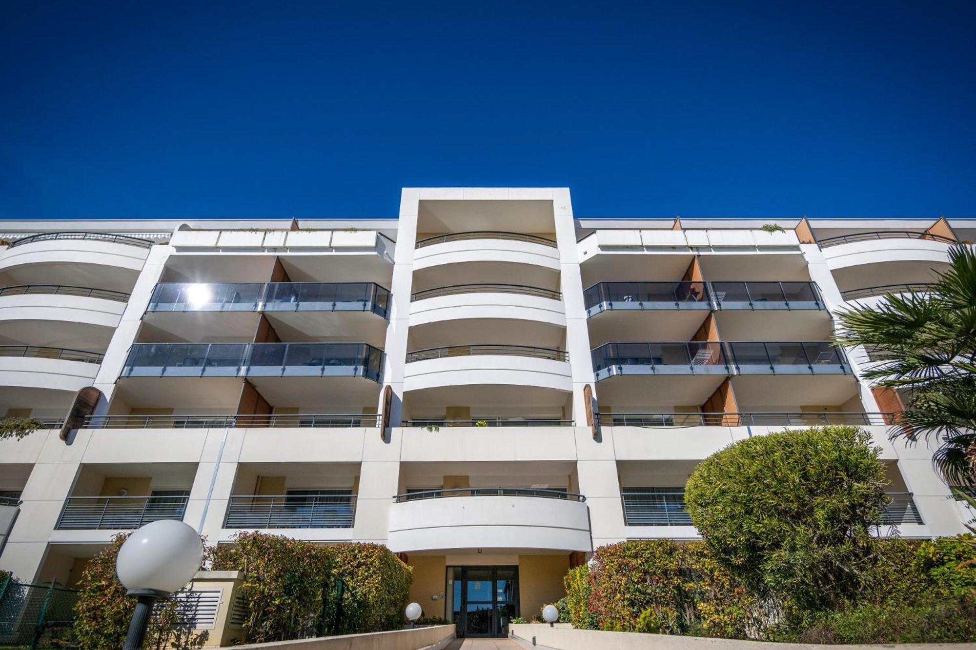 Nemea Appart Hotel Le Lido Cagnes Sur Mer Cagnes-sur-Mer Exterior foto