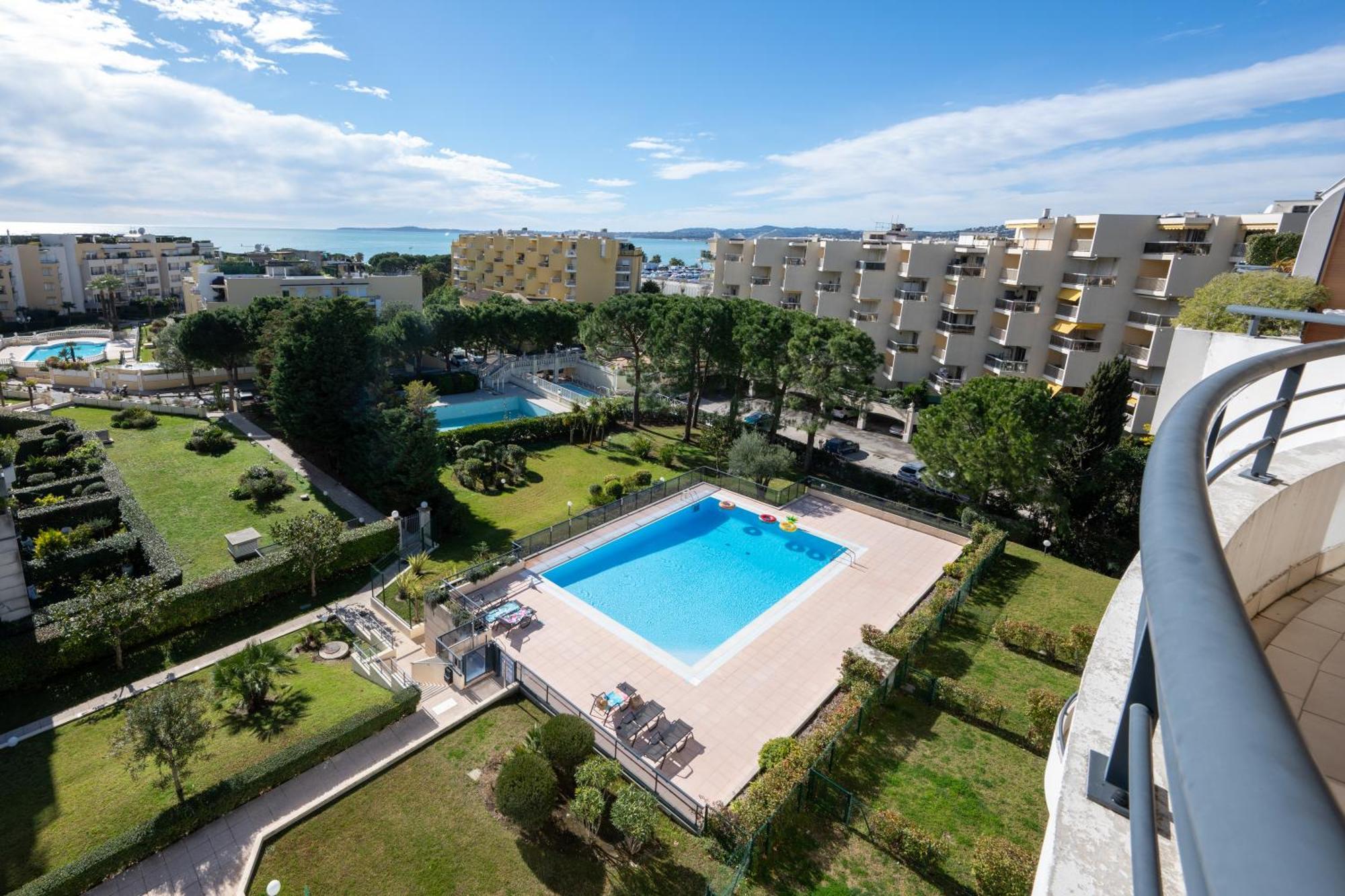 Nemea Appart Hotel Le Lido Cagnes Sur Mer Cagnes-sur-Mer Exterior foto